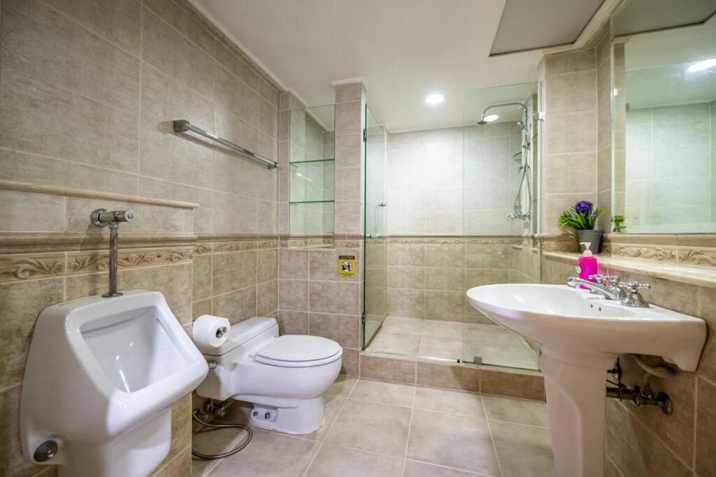 בנגקוק At Nana-5Bed, City Center, Nana Bts, Mbk, Central World, Siam מראה חיצוני תמונה